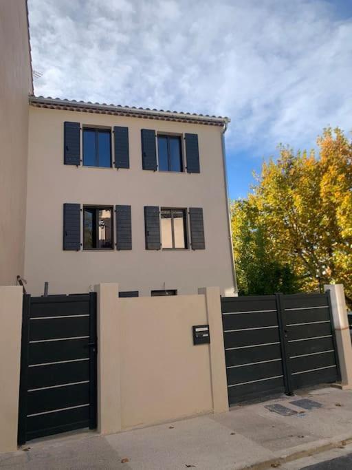 Apartament Le 2 Ter Puyloubier Zewnętrze zdjęcie